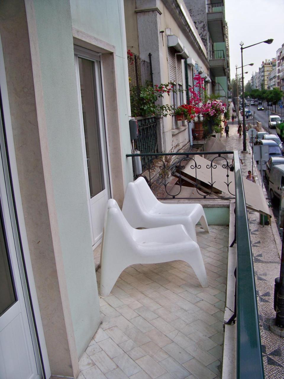 Apartment Almirante 1 Four Bedrooms Lisbon